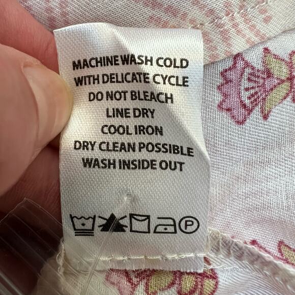 NEW Spartina 449 Lois Buttonfront Shirt Woodblock Floral Dot Medium - Picture 6 of 6